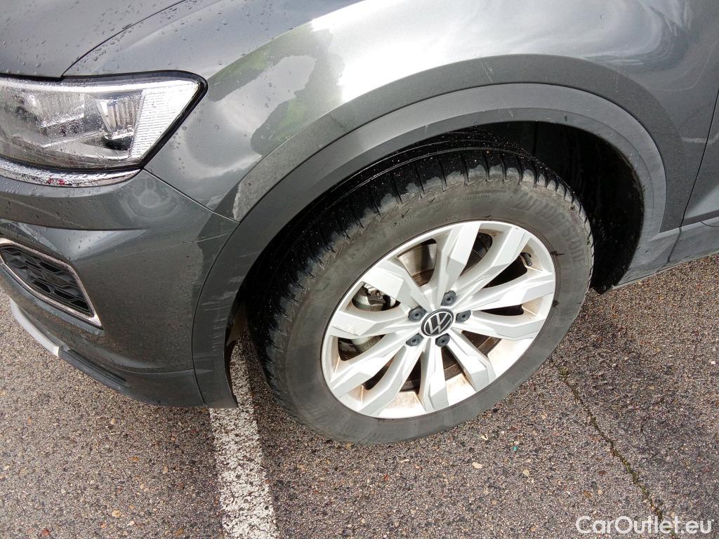  Volkswagen  T-ROC VOLKSWAGEN  / 2017 / 5P / todoterreno Advance 2.0 TDI 85kW (115CV) #19