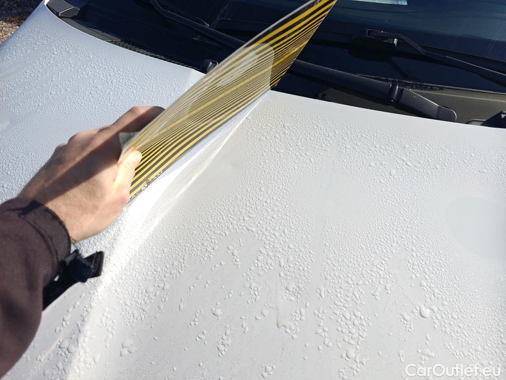  Toyota  Yaris TOYOTA  / 2020 / 5P / berlina con portón 1.5 120H Business Plus #23