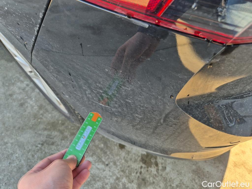  Volkswagen  Golf  VOLKSWAGEN / 2020 / 5P / berlina con portón Life 1.0 eTSI 81kW (110CV) DSG #12