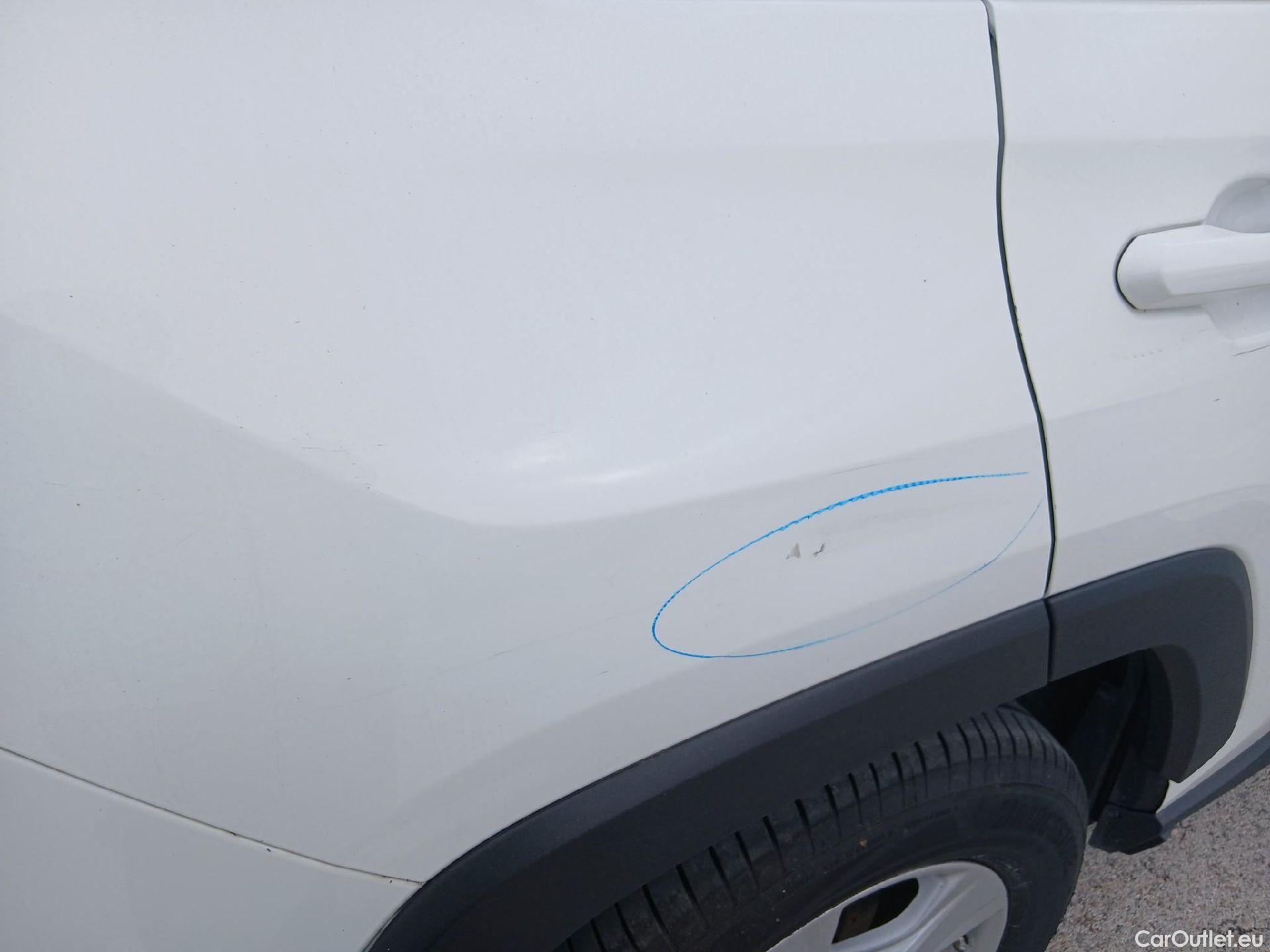  Toyota  RAV4 TOYOTA  / 2018 / 5P / todoterreno 2.5l 220H Business 4WD #19