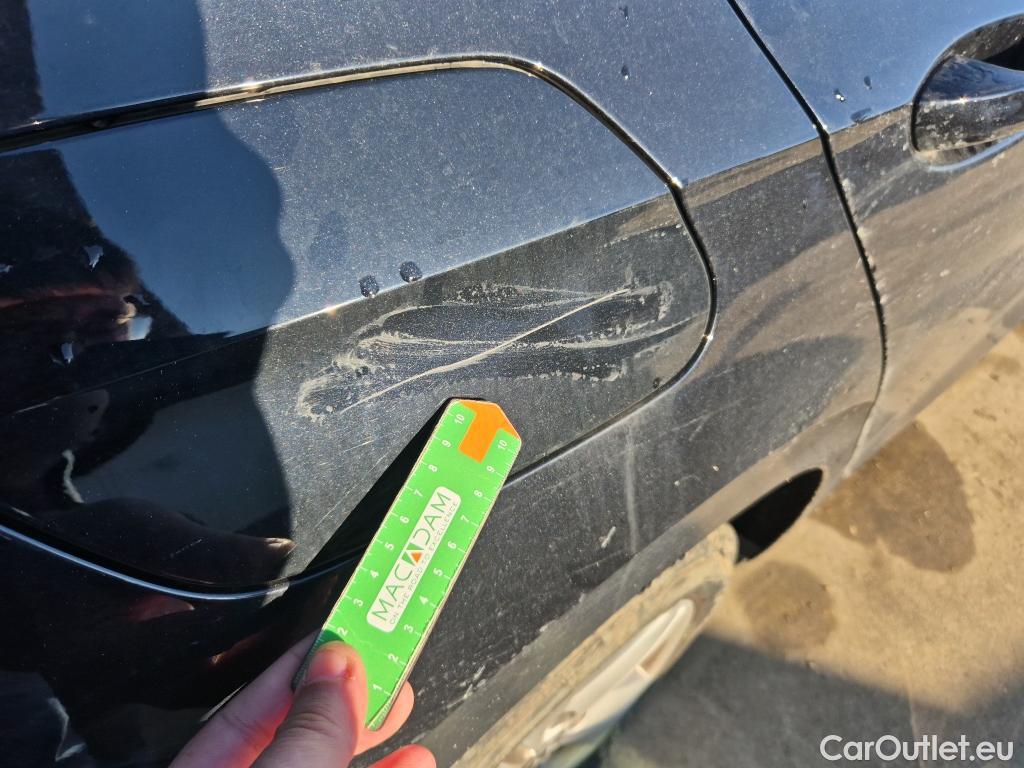  Volkswagen  Golf  VOLKSWAGEN / 2020 / 5P / berlina con portón Life 1.0 eTSI 81kW (110CV) DSG #8