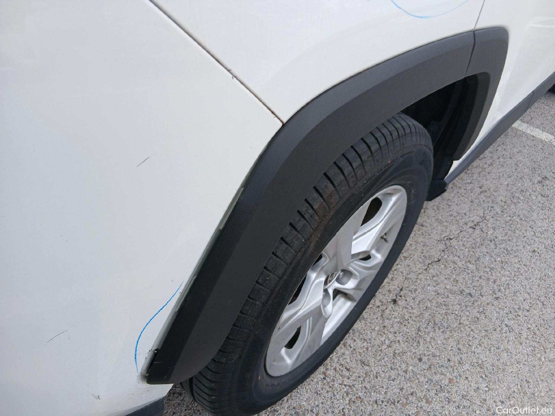  Toyota  RAV4 TOYOTA  / 2018 / 5P / todoterreno 2.5l 220H Business 4WD #21