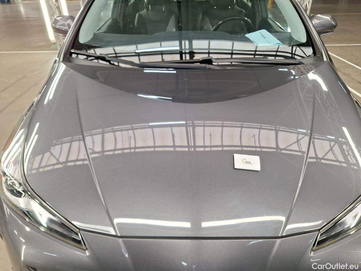  Toyota  Prius Toyota,  '15, Toyota  1.8 VVT-i Hybrid Lounge 5d #53