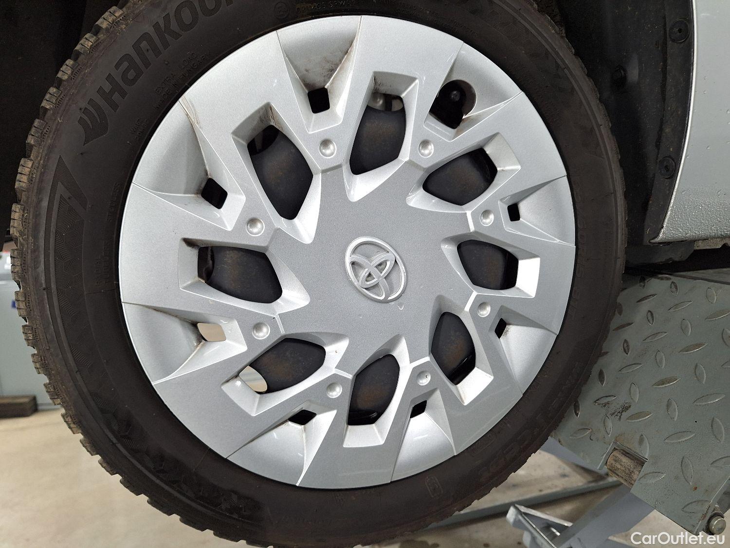  Toyota  Aygo Toyota,  FL'18, Toyota  1.0 VVT-i x-play II 5d #7