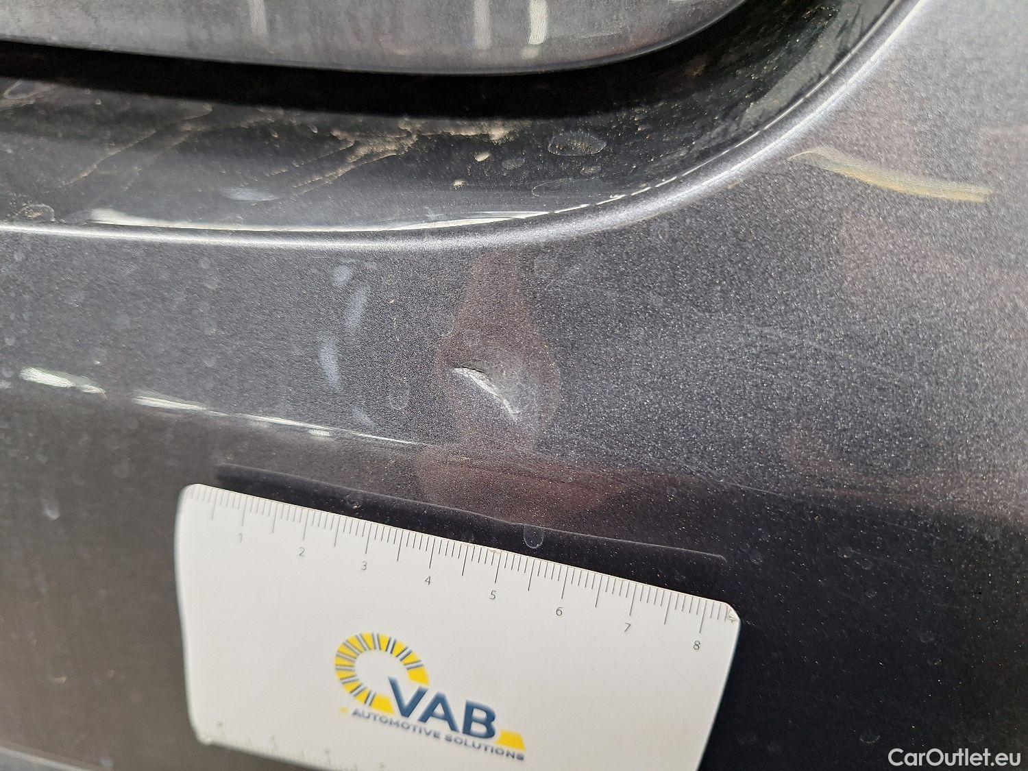  Toyota  Prius Toyota,  '15, Toyota  1.8 VVT-i Hybrid Lounge 5d #26