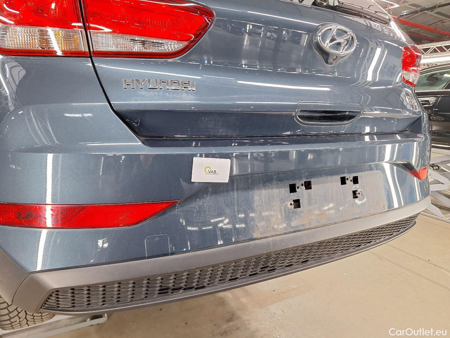  Hyundai  i30 Hyundai,  FL'20, Hyundai  5D 1.0 T-GDi 88kW Twist 5d #19