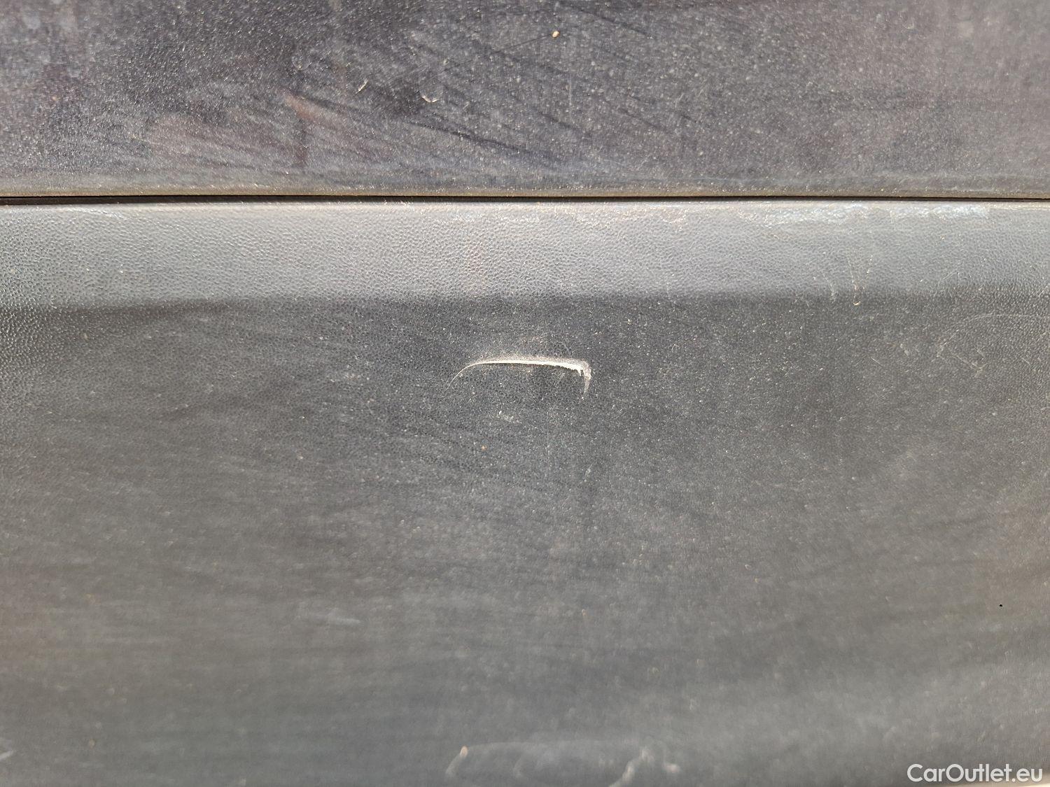  Toyota  Prius Toyota,  '15, Toyota  1.8 VVT-i Hybrid Lounge 5d #28