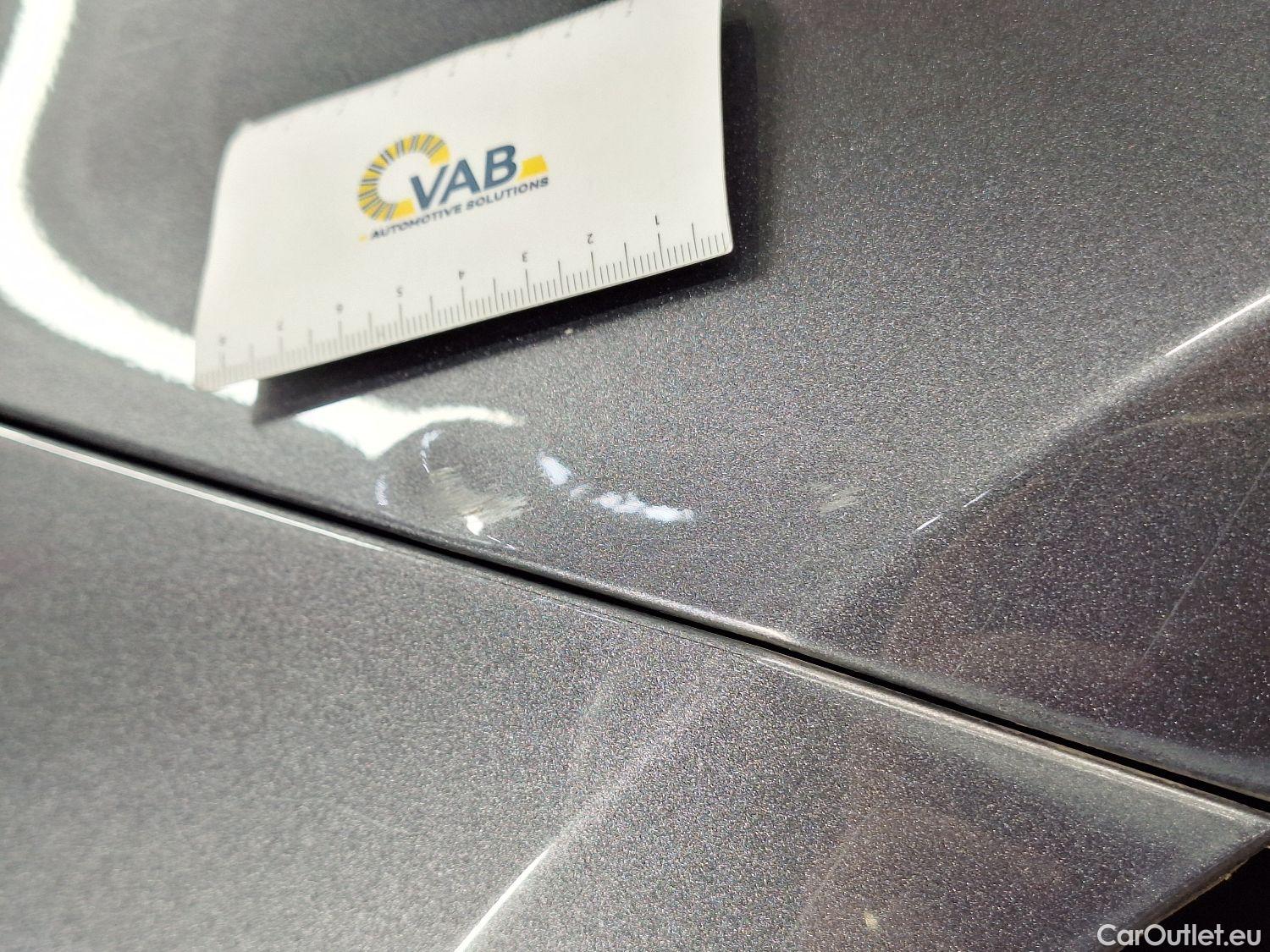  Toyota  Prius Toyota,  '15, Toyota  1.8 VVT-i Hybrid Lounge 5d #42