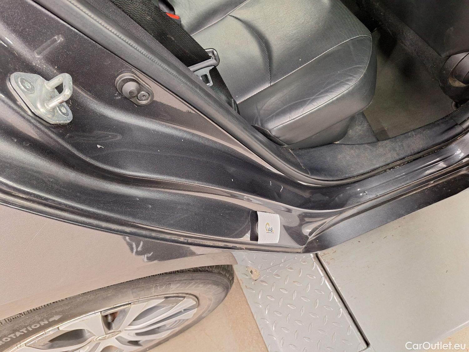  Toyota  Prius Toyota,  '15, Toyota  1.8 VVT-i Hybrid Lounge 5d #43