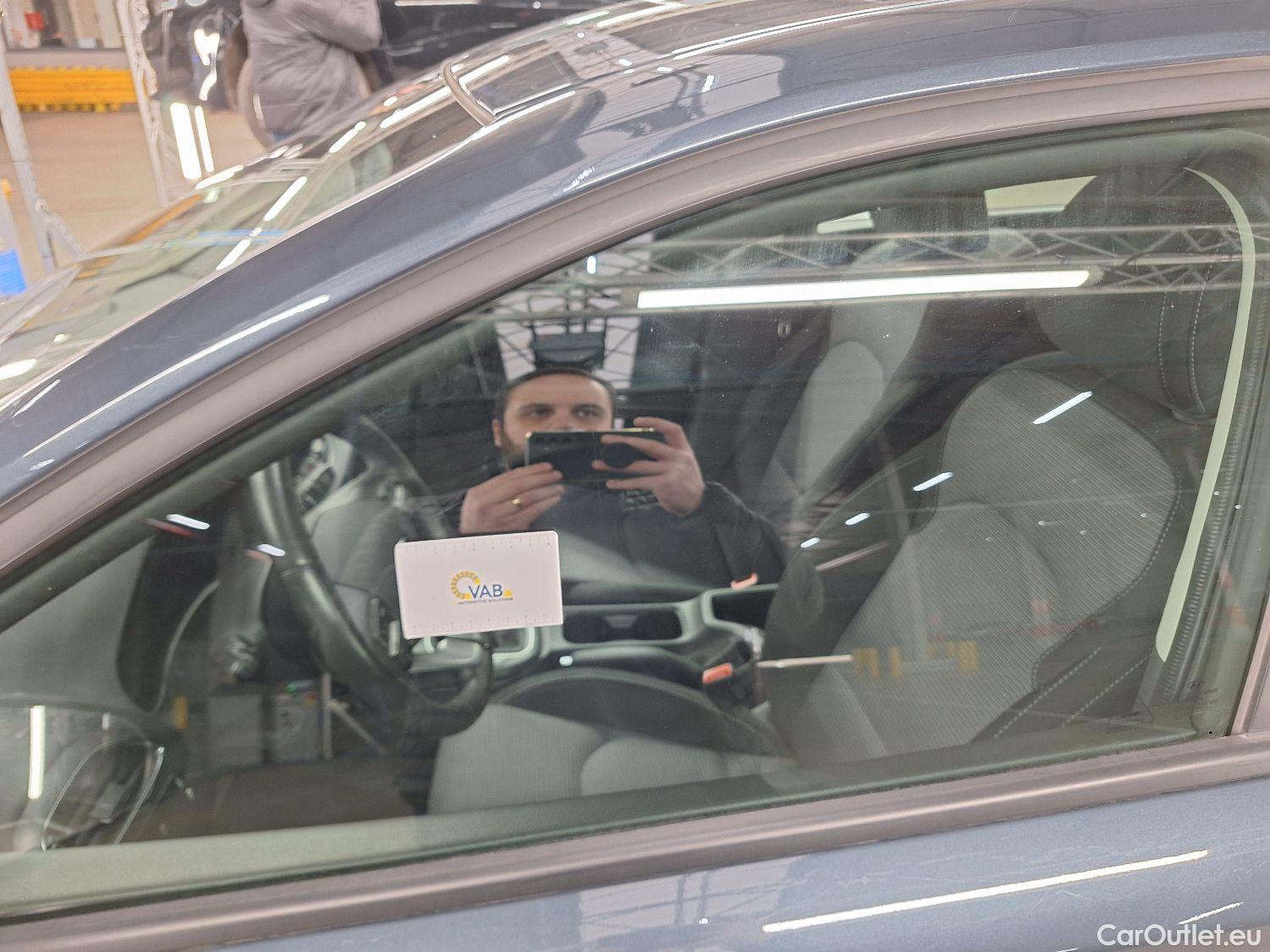  Hyundai  i30 Hyundai,  FL'20, Hyundai  5D 1.0 T-GDi 88kW Twist 5d #36