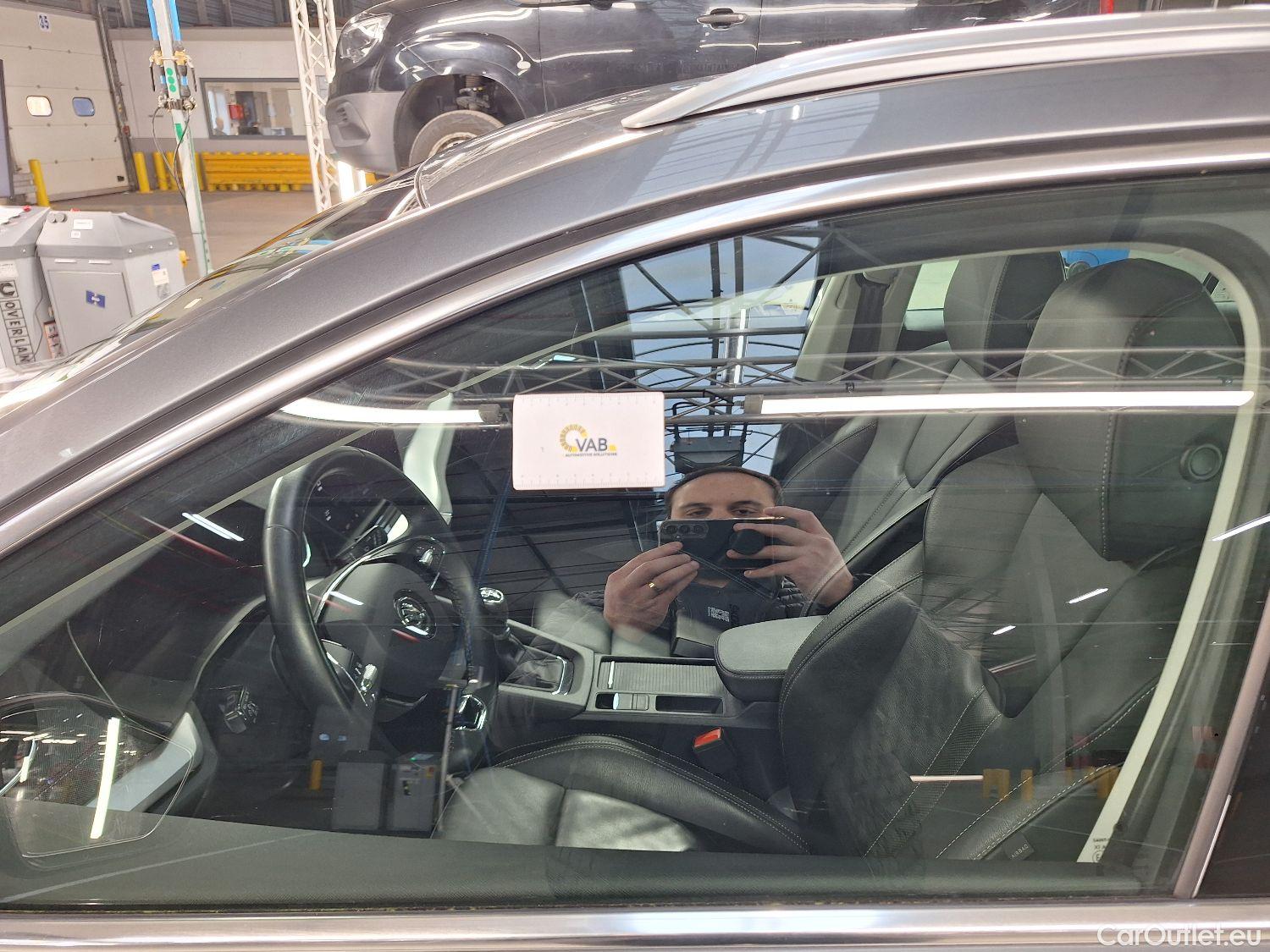  Skoda  Octavia Skoda,  Combi '20, Skoda  Combi 2.0 CRTDI 85kW Clever+ 5d #34