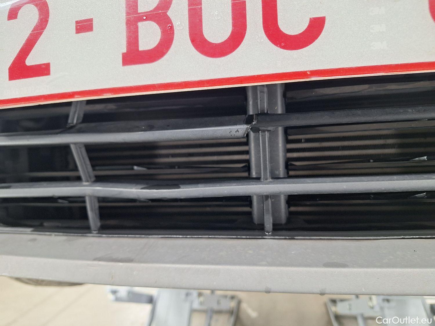  Bmw  X1 BMW,  FL'19, BMW  sDrive18dA (110 kW) 5d #4