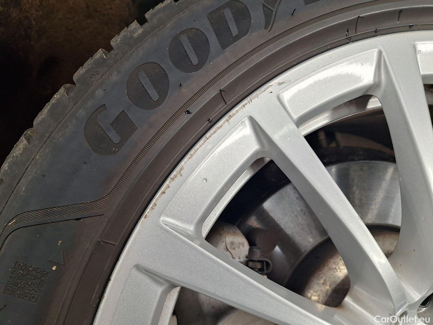  Bmw  Serie 5 BMW, 5-serie FL'20 PHEV, BMW 5 Reeks Berline 520e 150kW 4d #2