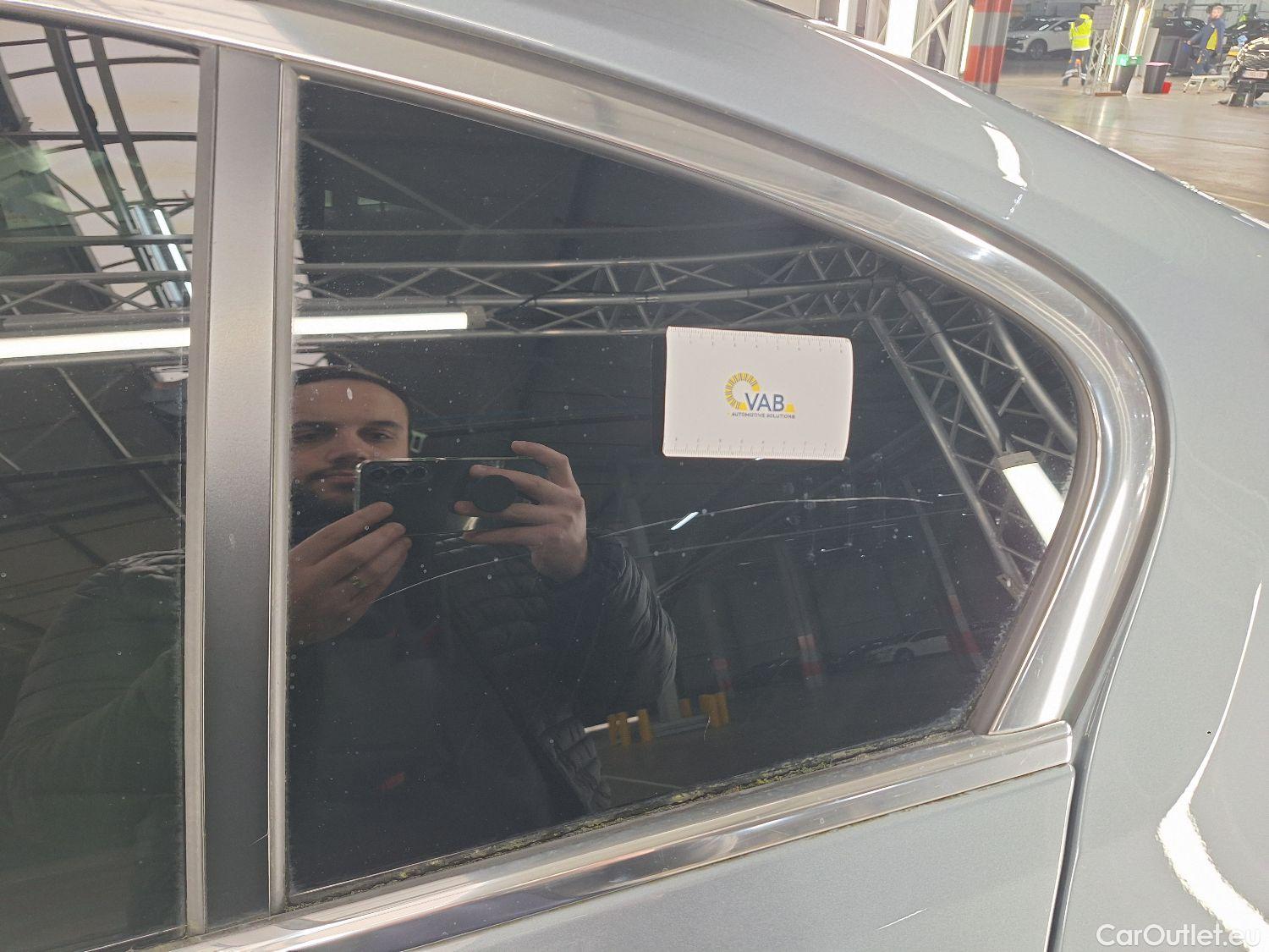  Bmw  Serie 5 BMW, 5-serie FL'20 PHEV, BMW 5 Reeks Berline 520e 150kW 4d #54