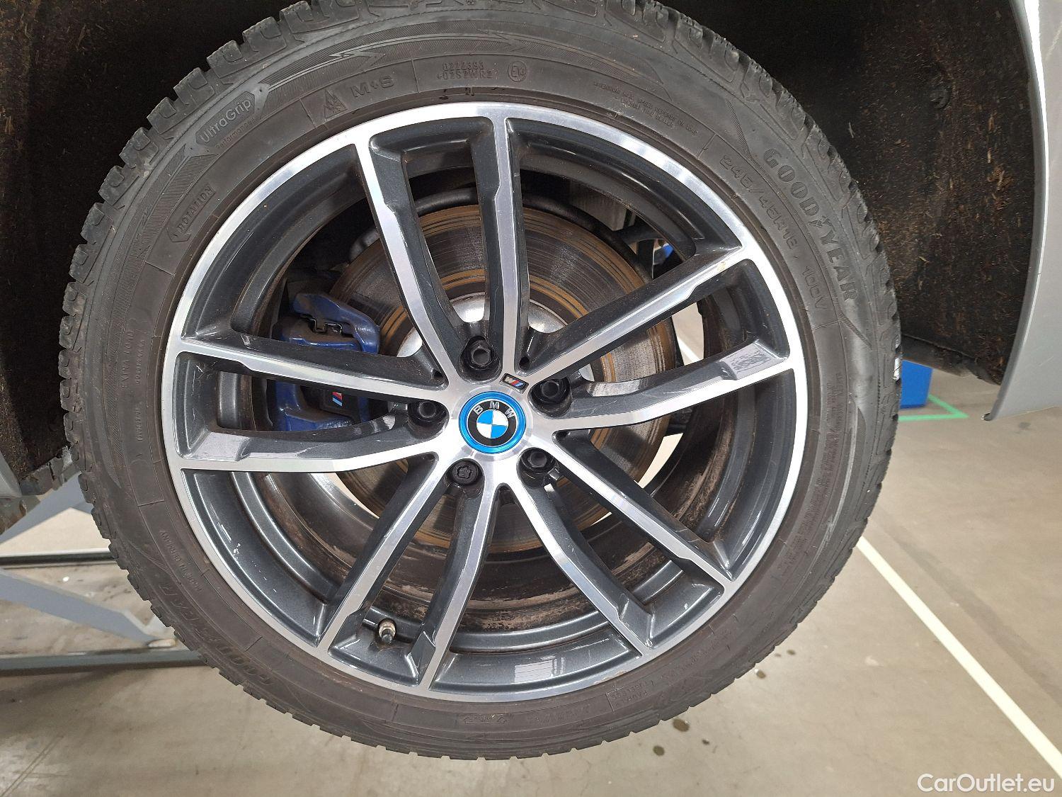  Bmw  Serie 5 BMW, 5-serie FL'20 PHEV, BMW 5 Reeks Berline 545e xDrive 4d #12