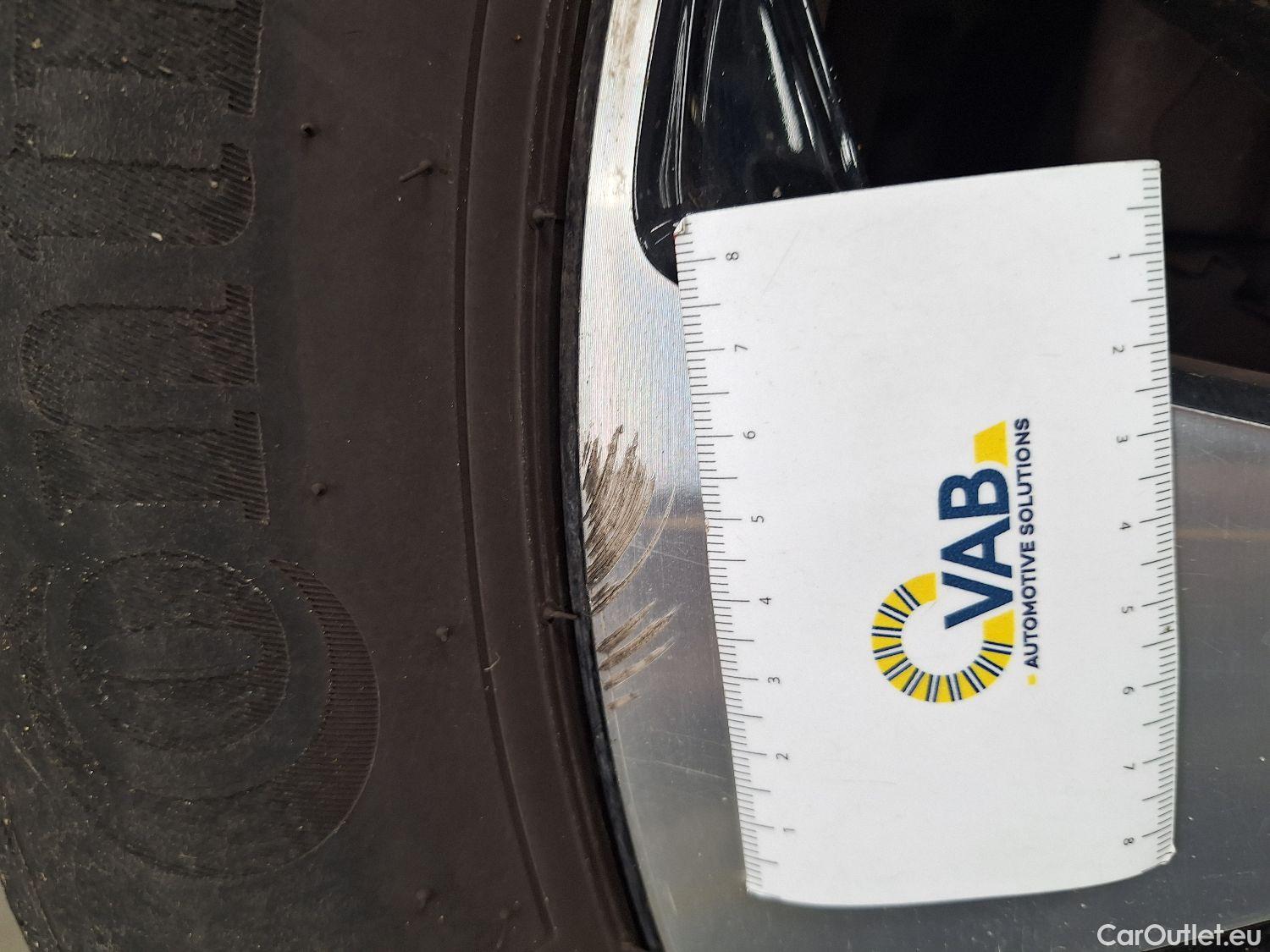  Volvo  XC 40 Volvo, XC40 '17, Volvo XC40 T5 Recharge Geartronic Inscription Expr #10