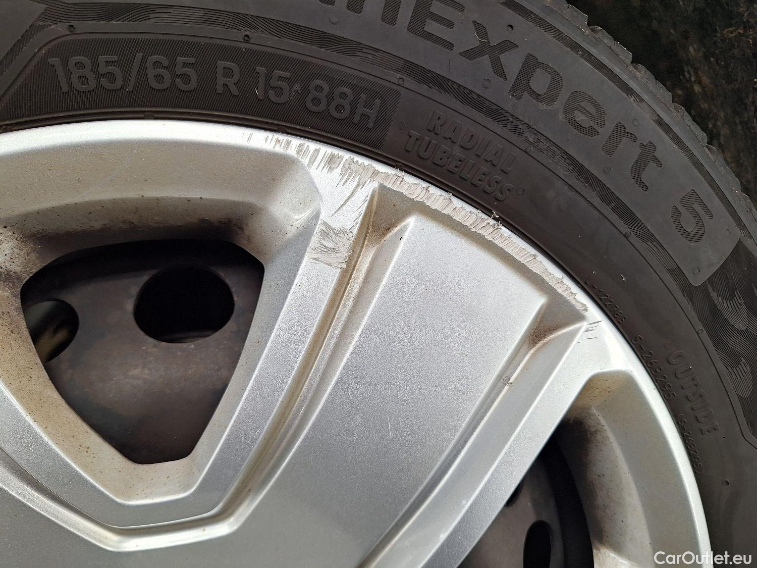  Dacia  Sandero Dacia,  '13, Dacia  SCe 75 Comfort 5d #2