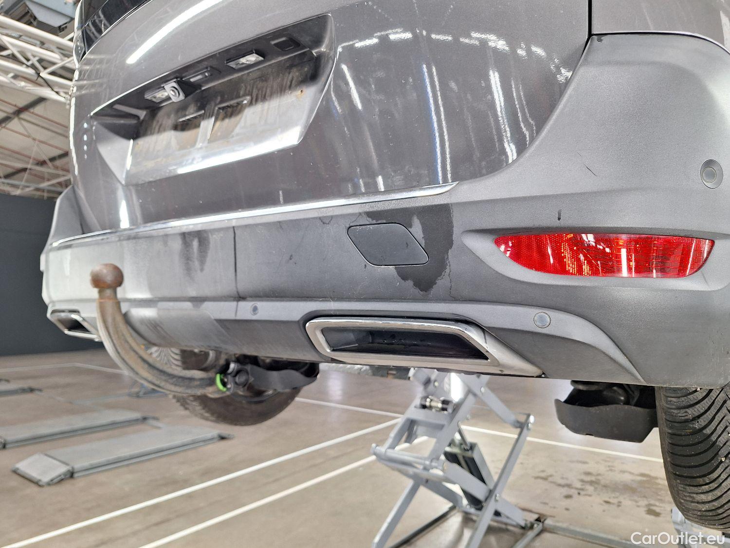  Peugeot  5008 Peugeot,  FL'20, Peugeot  2.0 BlueHDi 132kW S&S EAT8 GT Pack 5d #1