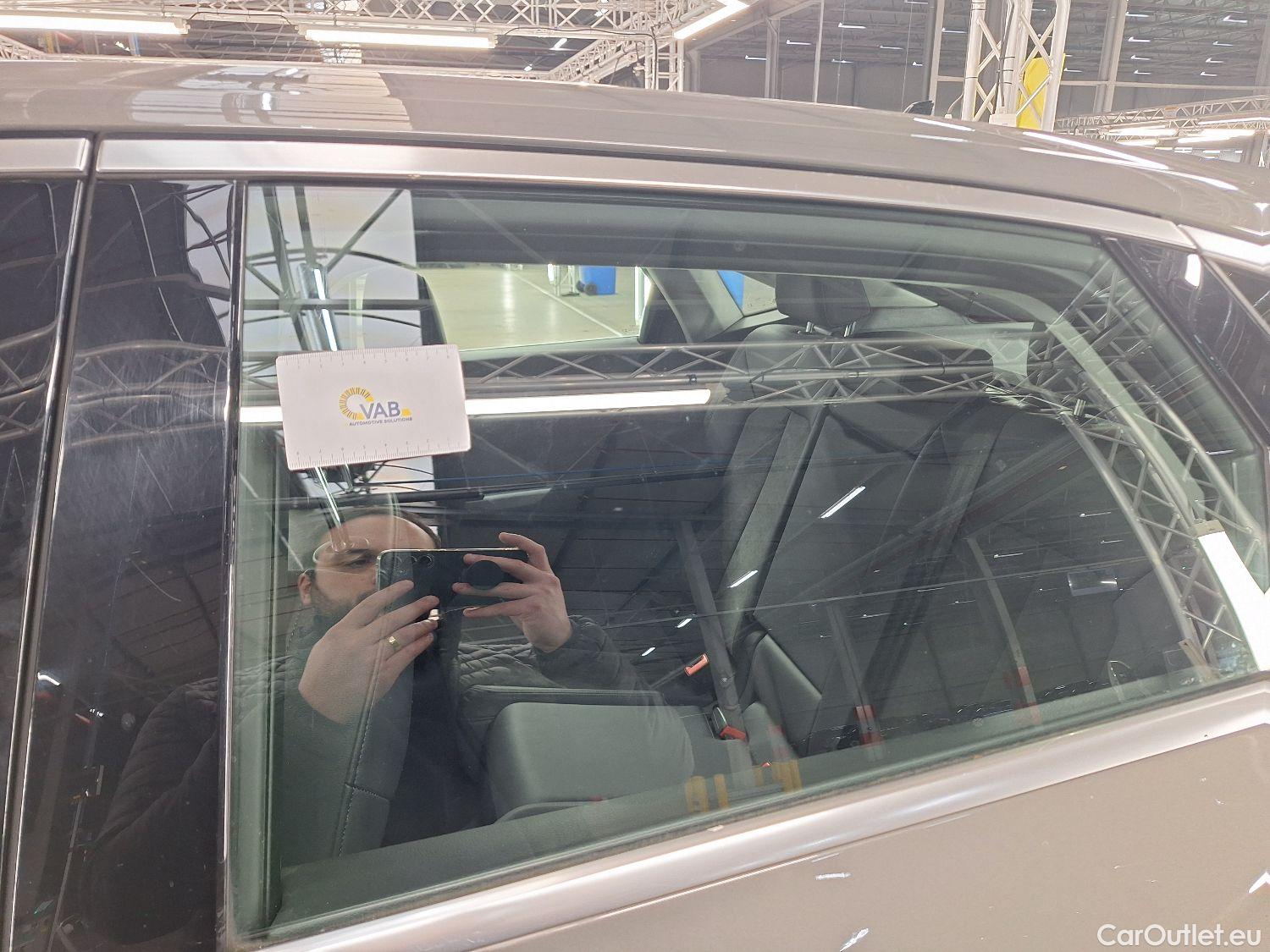  Audi  Q3 Audi,  SB '19, Audi  Sportback 35 TDI S tronic S Line Business  #38