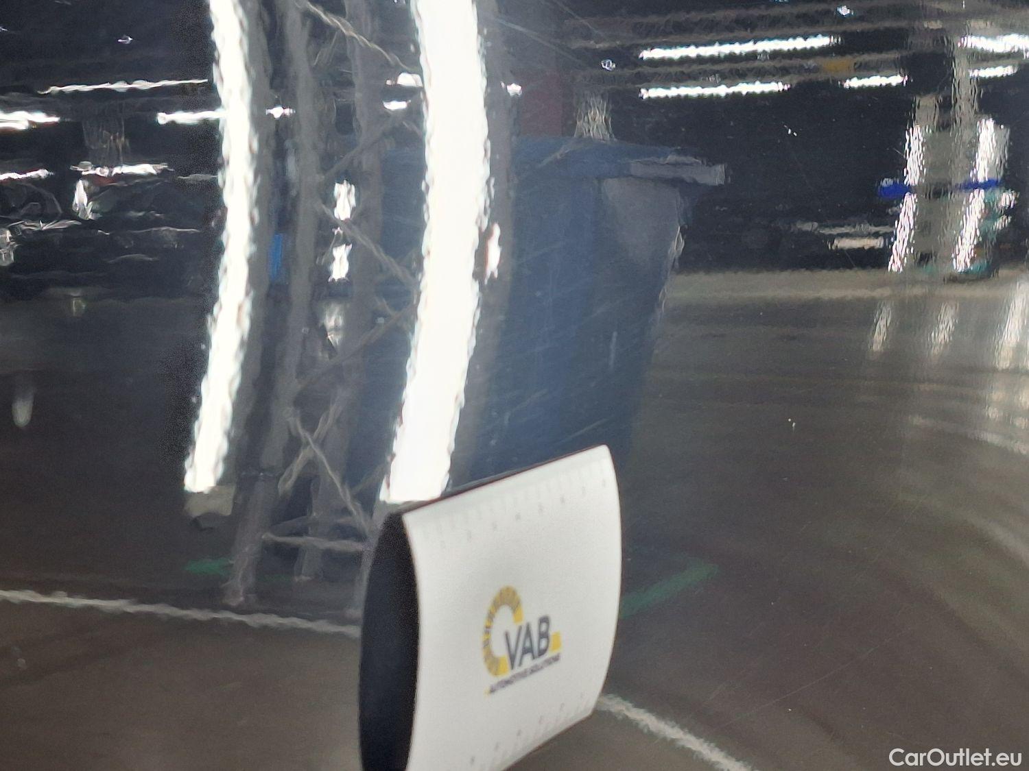  Mercedes  G-Klasee Mercedes, GLE '18 PHEV, Mercedes-Benz GLE GLE 350 de 4MATIC 5d #25