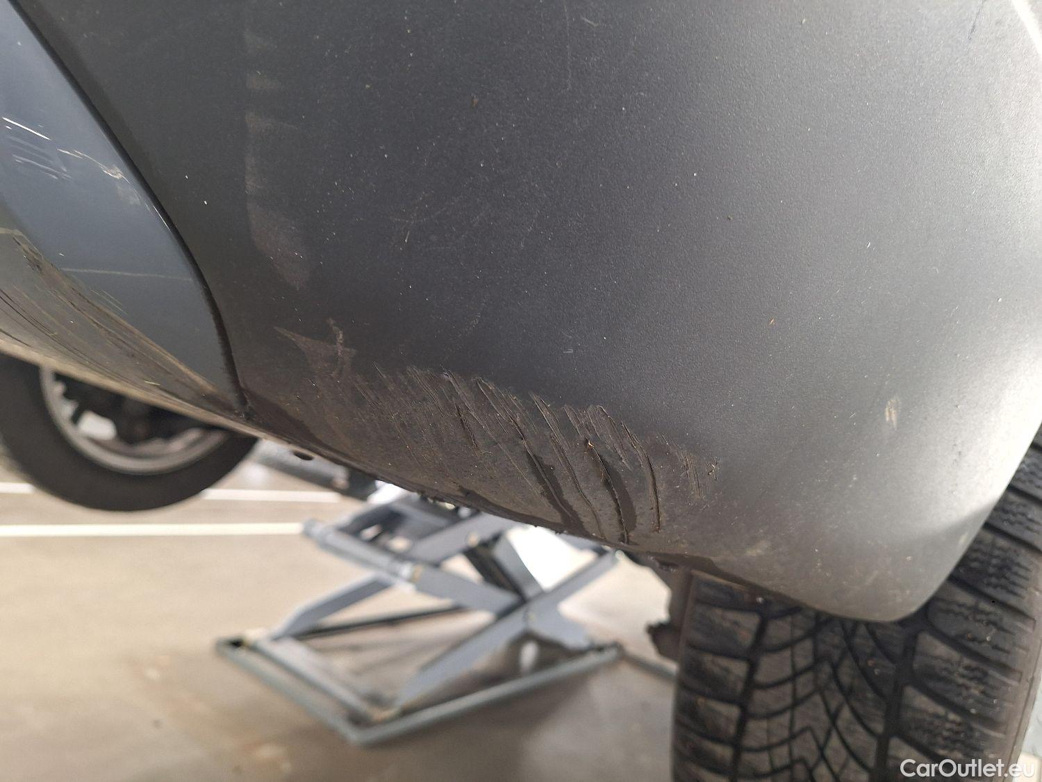  Bmw  X1 BMW,  FL'19, BMW  sDrive18iA (100 kW) 5d #37