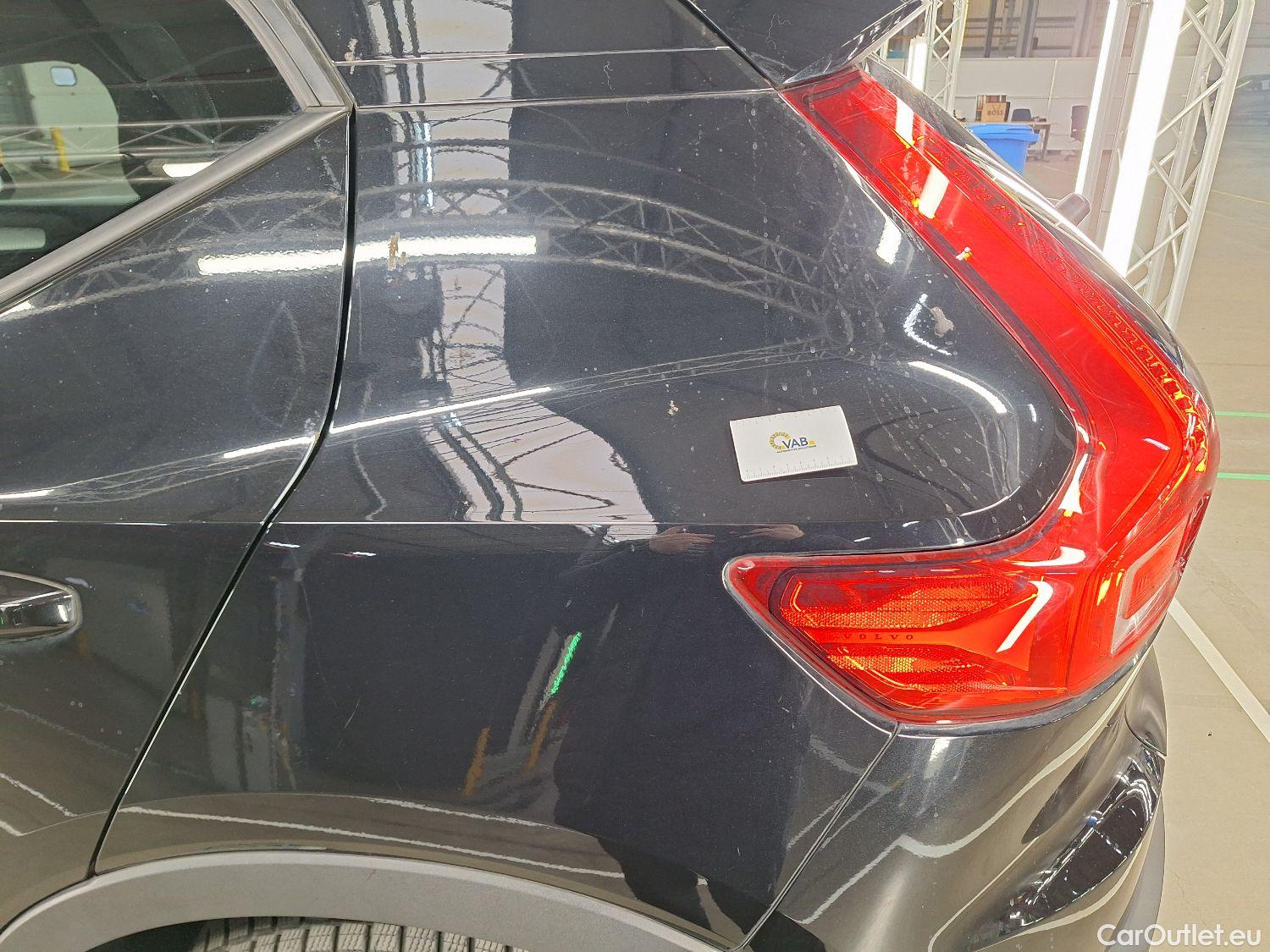  Volvo  XC 40 Volvo, XC40 '17, Volvo XC40 T3 Geartronic Momentum Pro 5d #27