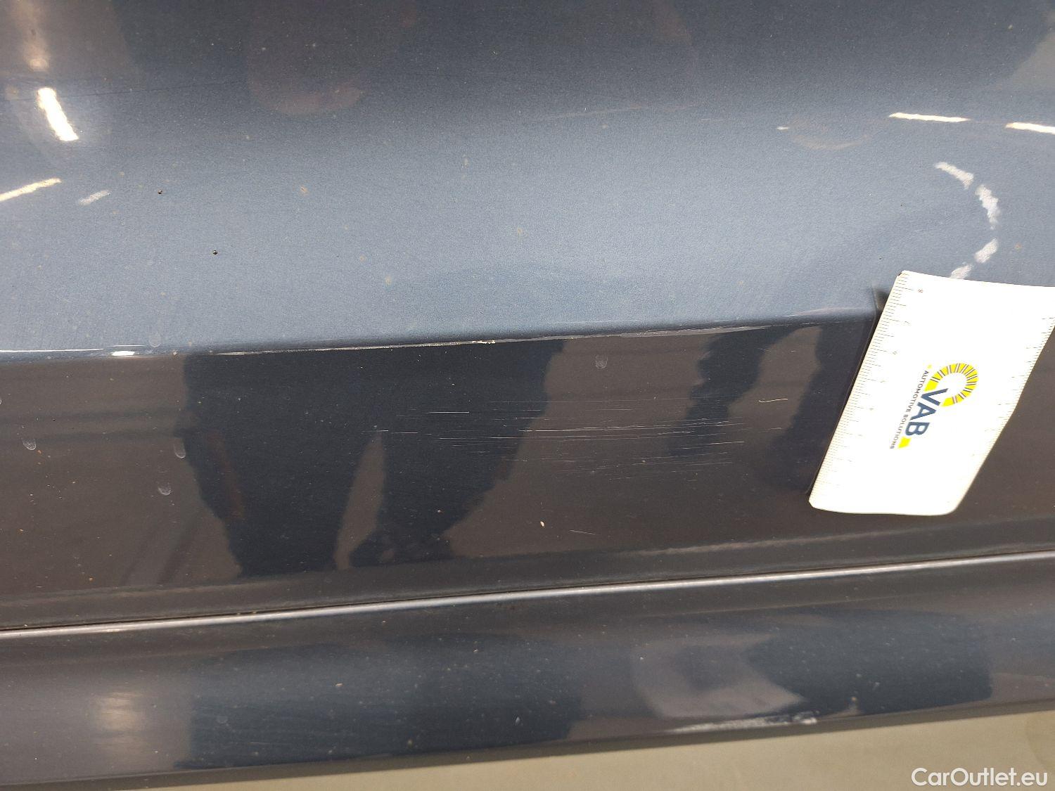  Volvo  XC60 Volvo,  '17, Volvo  D4 120kW Geartronic Momentum Pro 5d #24