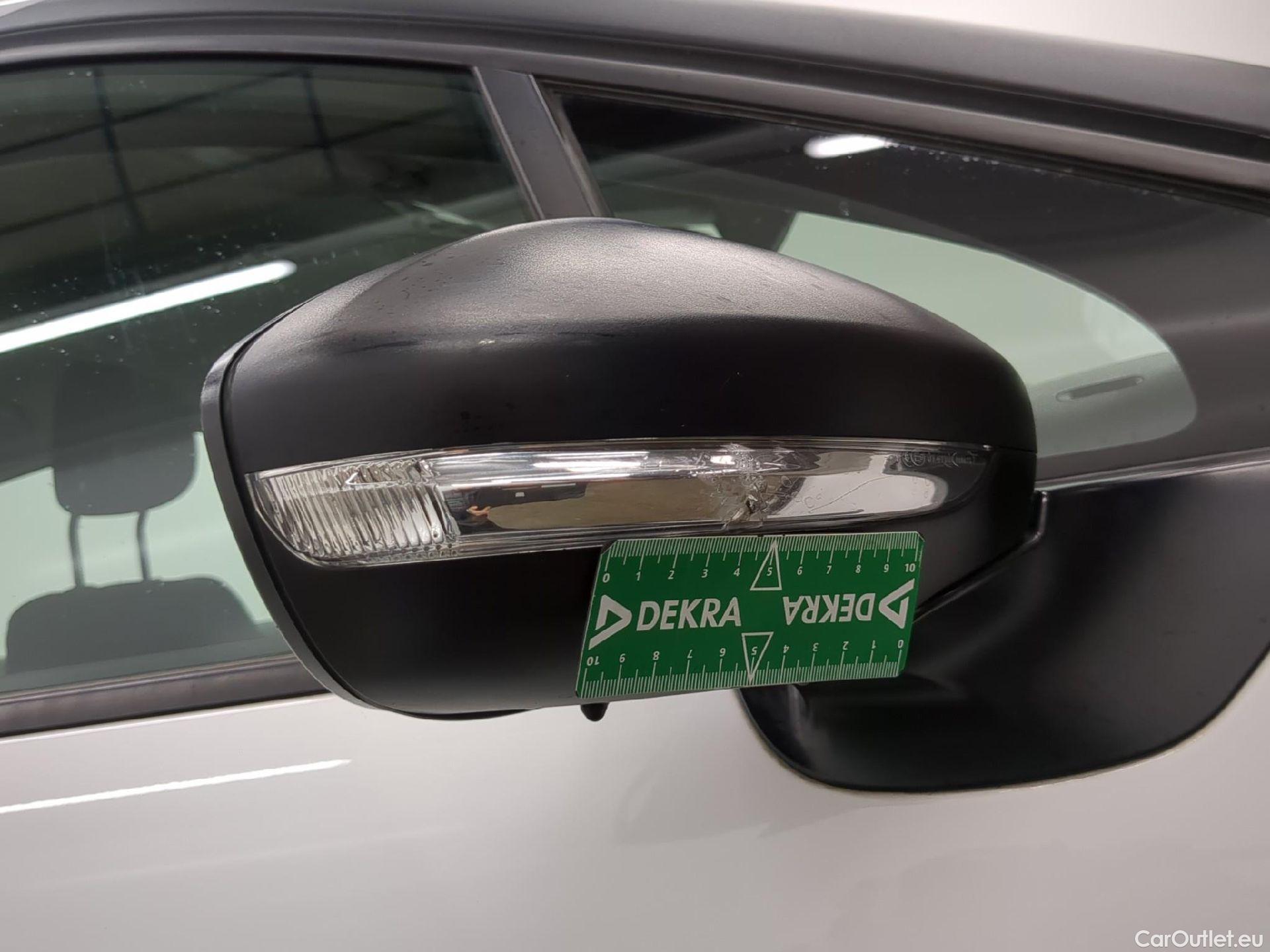  Citroen  C3 CITROEN  Société / 2020 / 5P / Berline / VU BlueHDi 100 SandS BVM6 Feel Nav #28