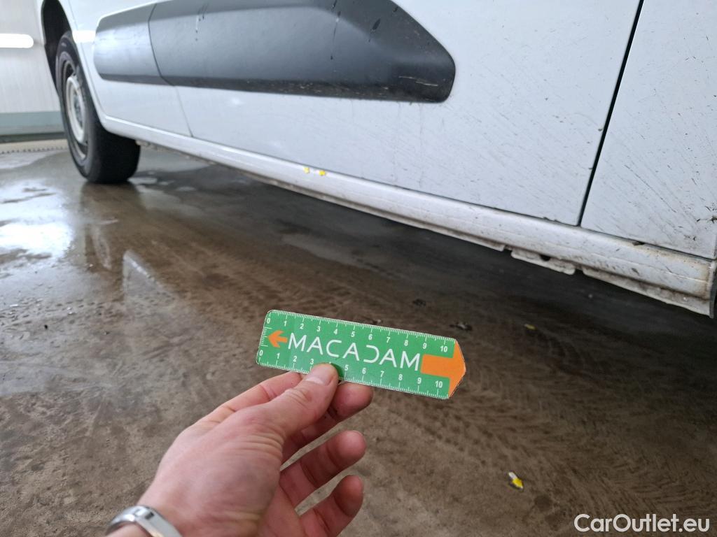  Citroen  Berlingo  Fourgon Club M 650 1.5 BlueHDi 75CV BVM5 E6dT #17