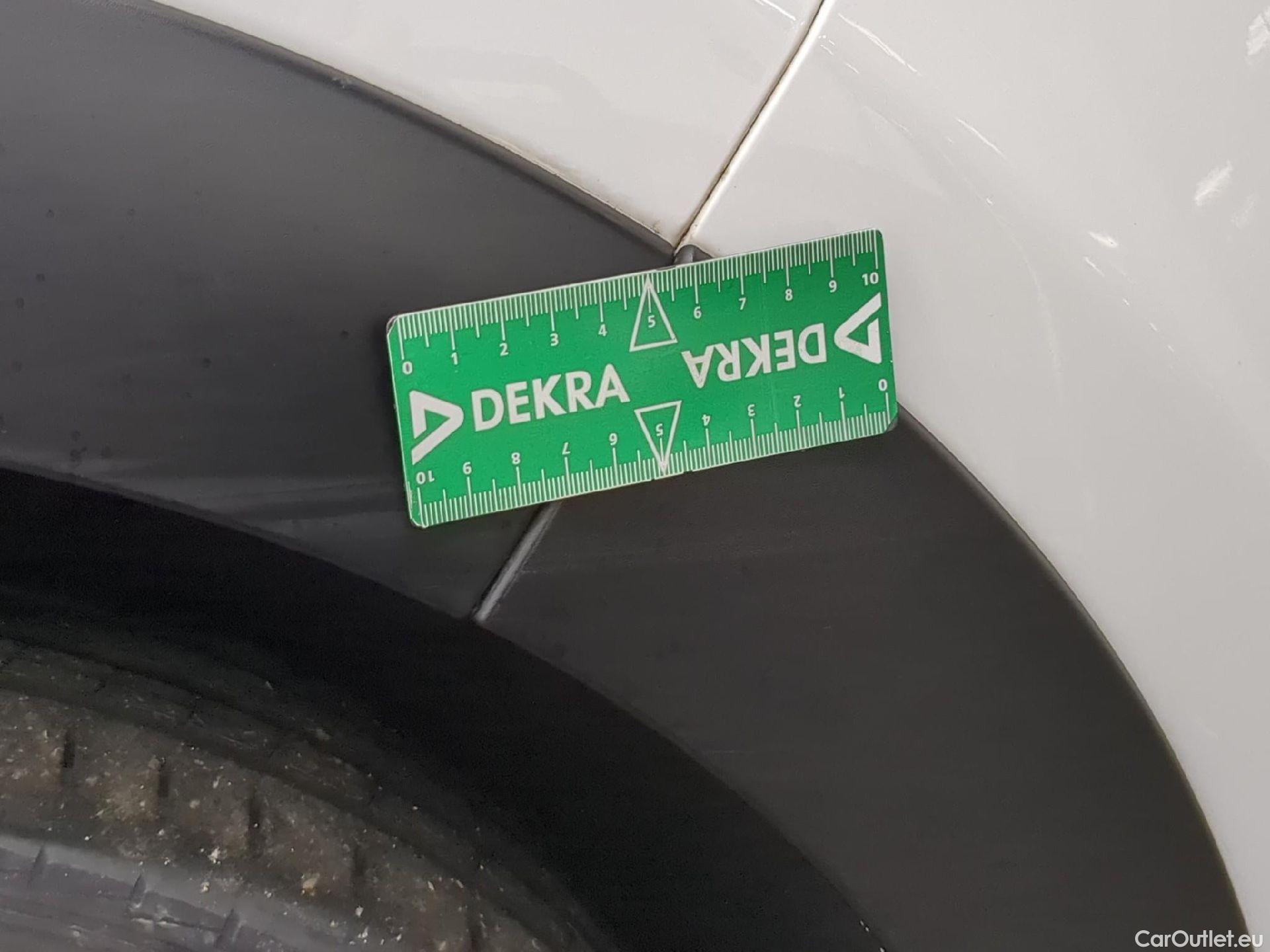  Citroen  C3 CITROEN  Société / 2020 / 5P / Berline / VU BlueHDi 100 SandS BVM6 Feel Nav #7