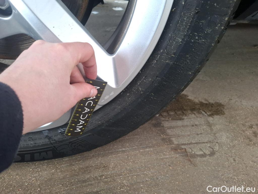  Citroen  C5 CITROEN  Aircross / 2018 / 5P / SUV Hybrid 225 ë-EAT8 Business #42