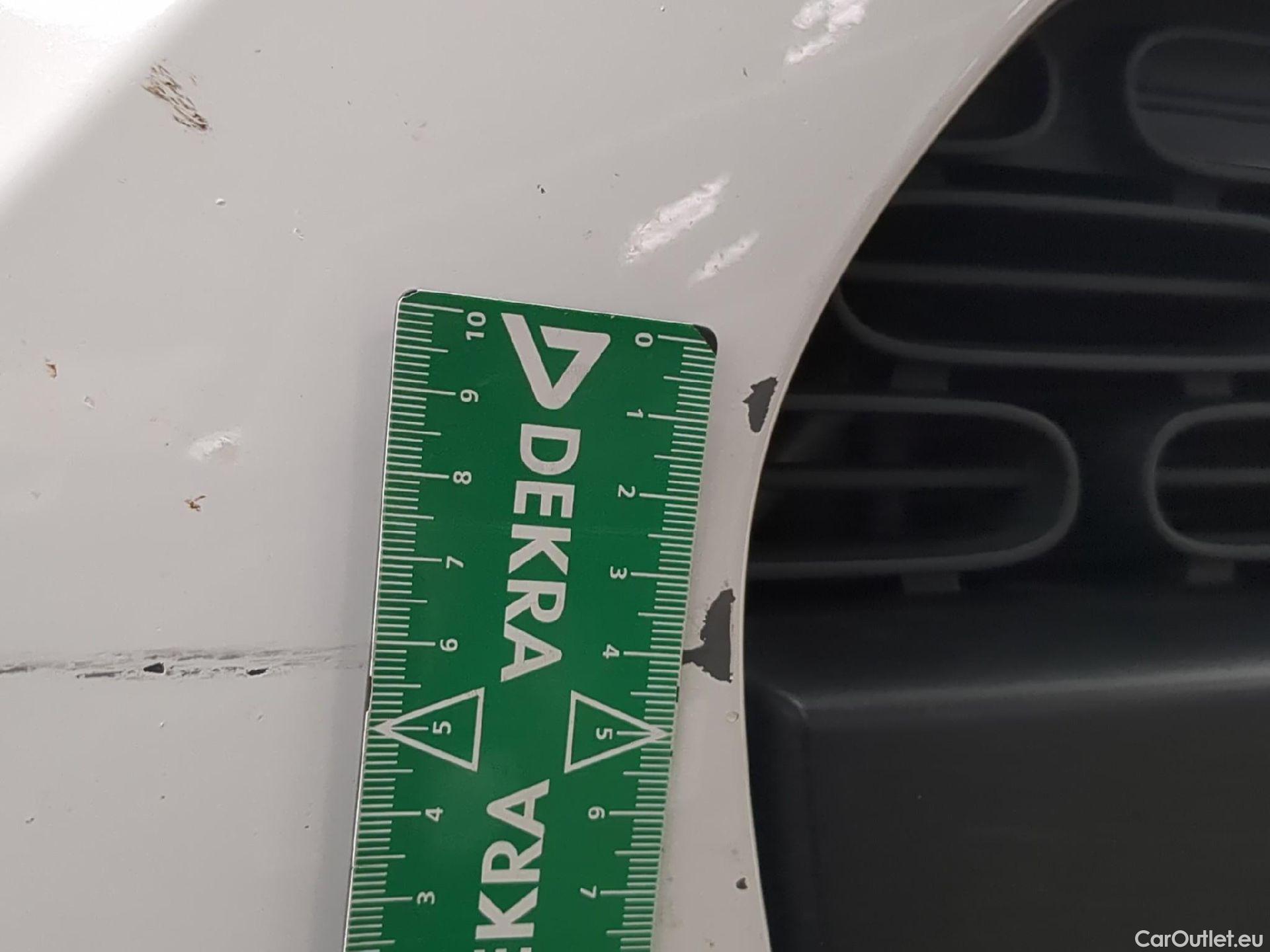  Citroen  C3 CITROEN  Société / 2020 / 5P / Berline / VU BlueHDi 100 SandS BVM6 Feel Nav #21