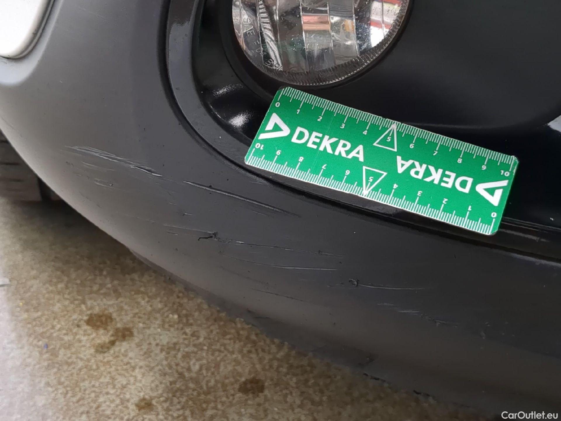  Citroen  C3 CITROEN  Société / 2020 / 5P / Berline / VU BlueHDi 100 SandS BVM6 Feel Nav #26