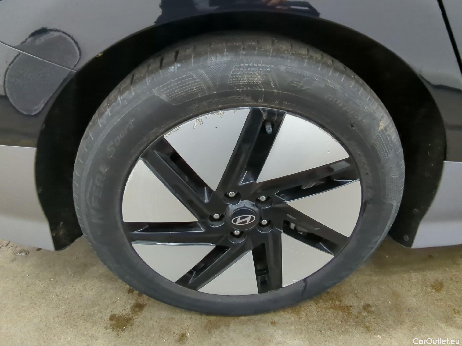  Hyundai   Ioniq Ioniq 6 Creative Electrique 77kWh BVA #13