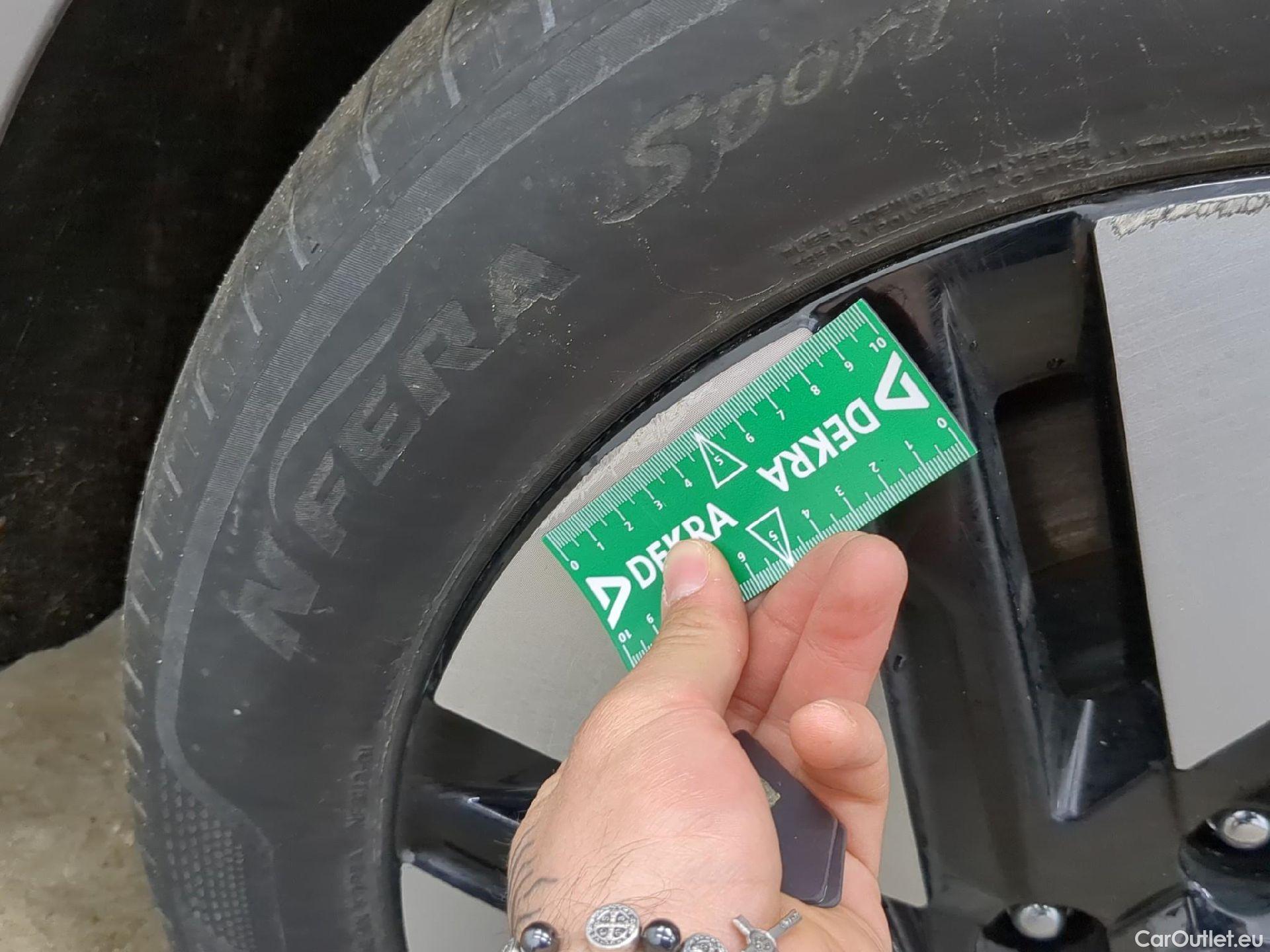  Hyundai   Ioniq Ioniq 6 Creative Electrique 77kWh BVA #11