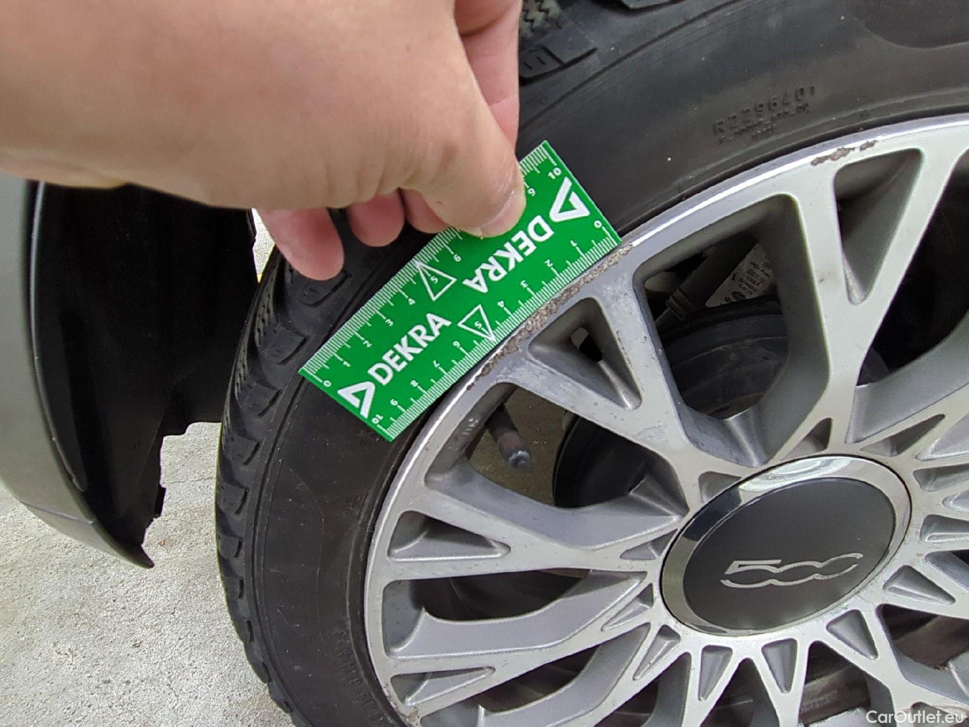  Fiat  500 FIAT  / 2015 / 3P / Berline 1.0 70ch BSG Star #23