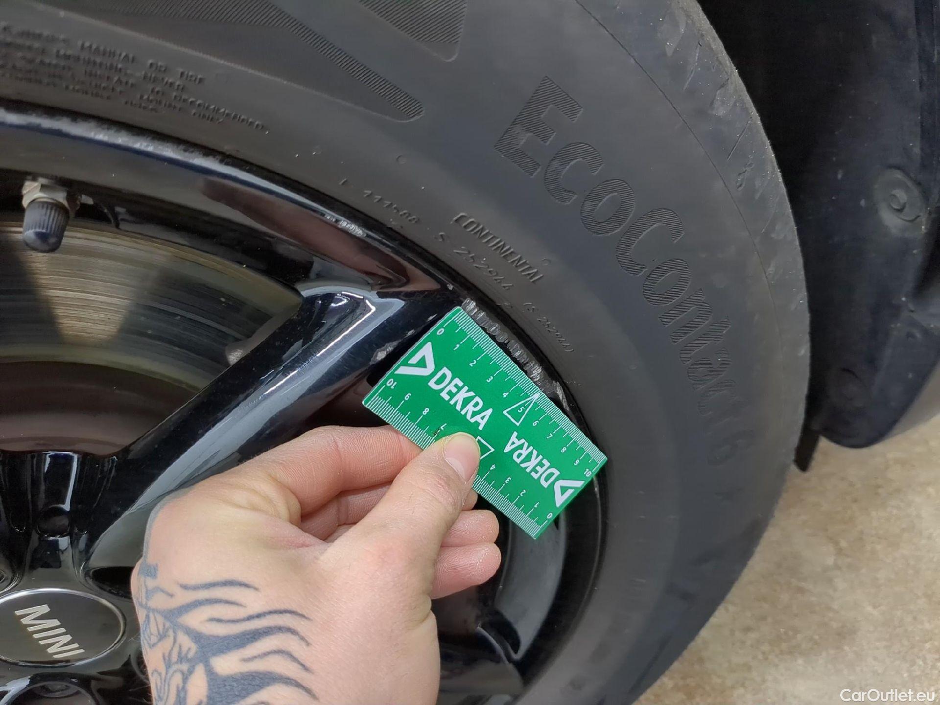  Mini  Countryman MINI  / 2020 / 5P / Crossover Cooper SE ALL4 Northwood 125+95ch BVA6 #3