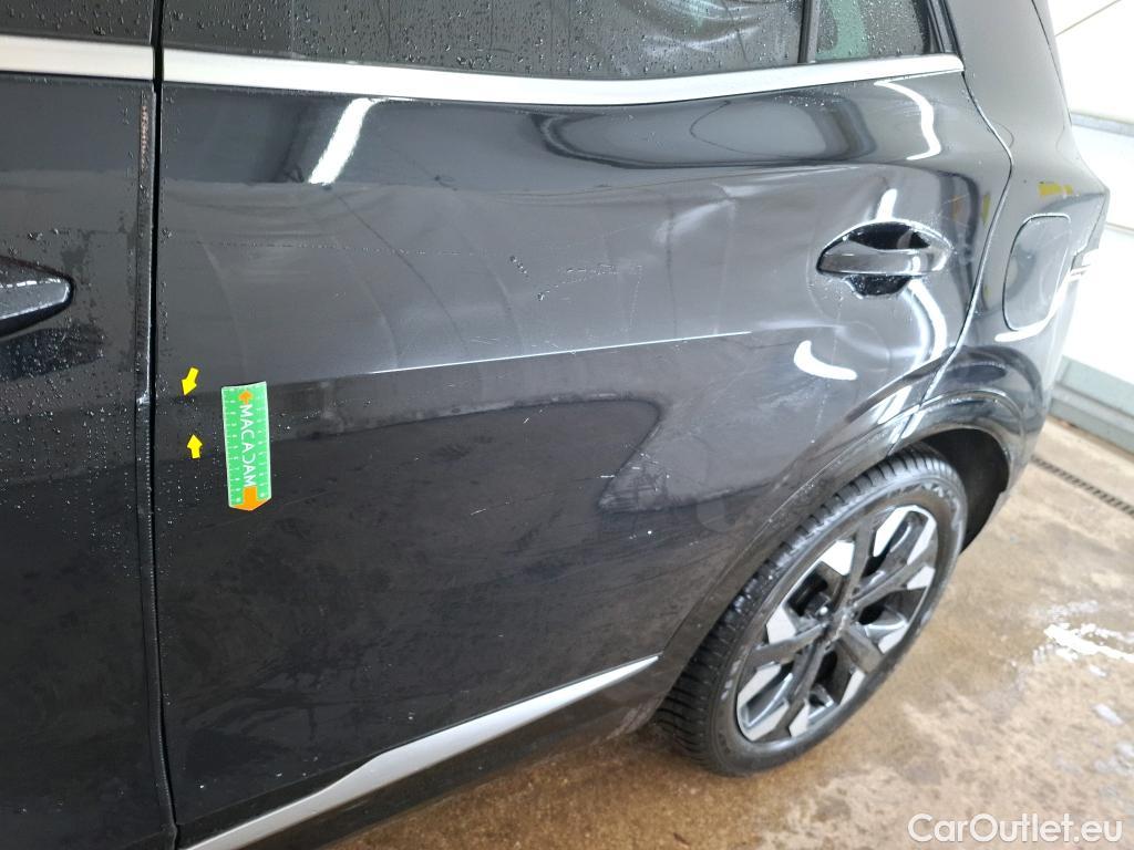  KIA  Sportage KIA  / 2021 / 5P / SUV 1.6 T-GDI 265 PHEV AUTO 4WD DESIGN #12