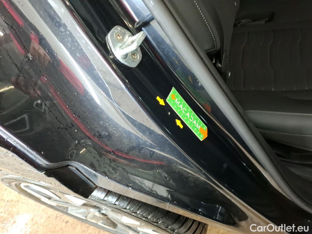  KIA  Sportage KIA  / 2021 / 5P / SUV 1.6 T-GDI 265 PHEV AUTO 4WD DESIGN #10