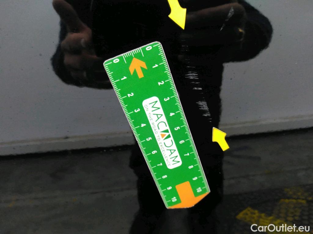  Peugeot  2008  GT 1.2 PureTech 130CV BVM6 E6d #19