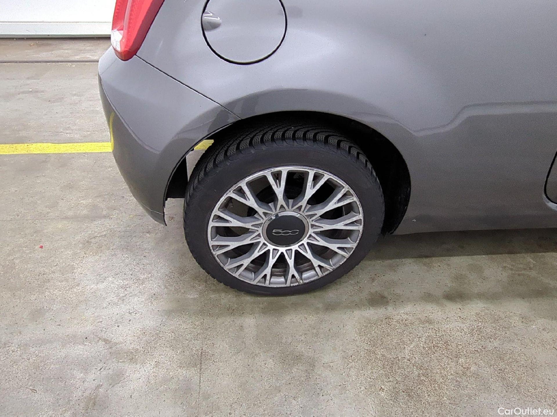  Fiat  500 FIAT  / 2015 / 3P / Berline 1.0 70ch BSG Star #20