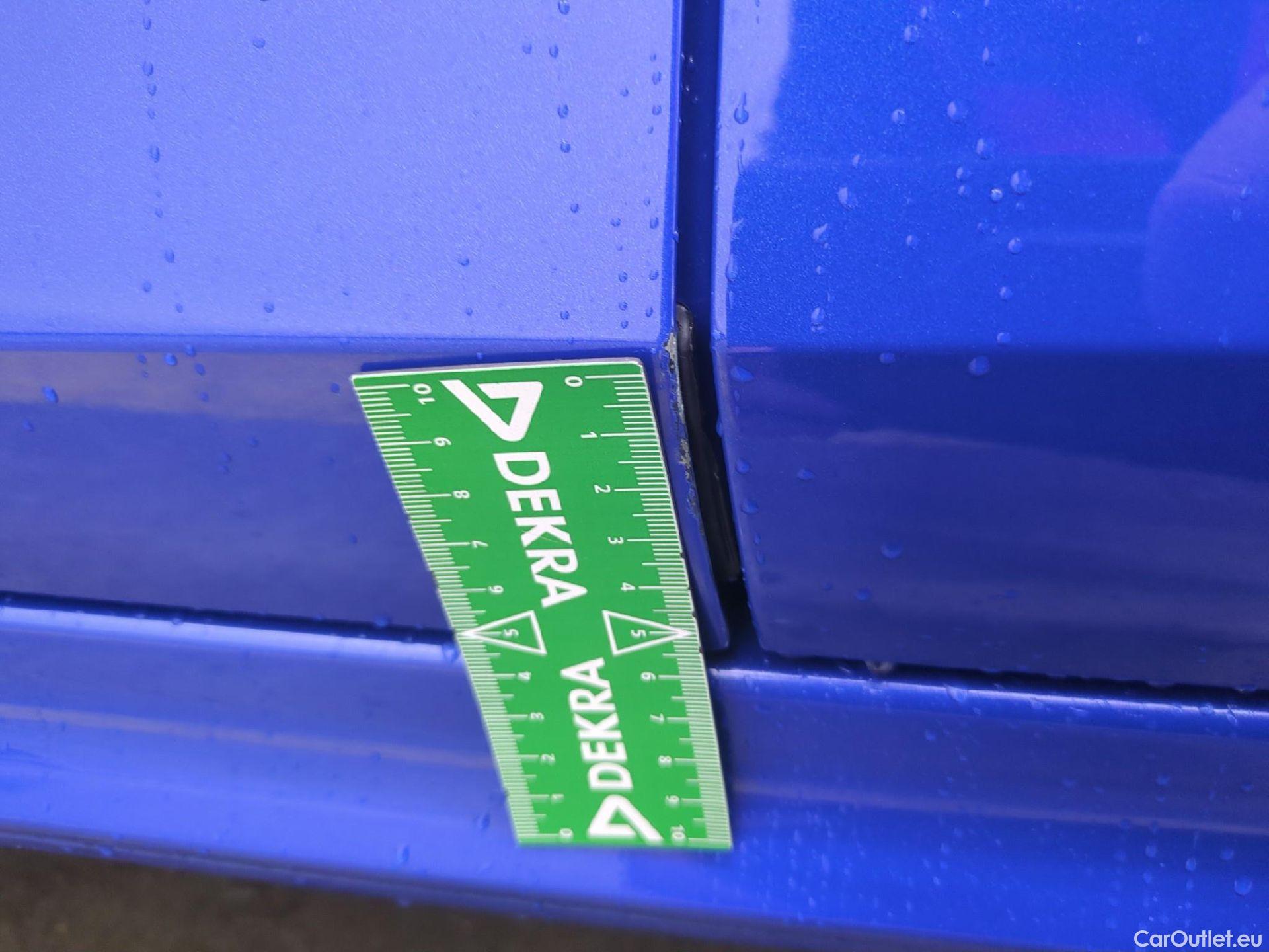  Opel  Corsa  F Elegance Business 1.2 Turbo 100CV BVM6 E6d #4