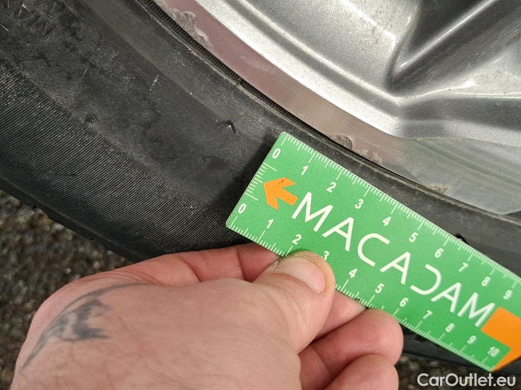  DS  DS7 DS DS 7 Crossback / 2017 / 5P / SUV E-TENSE 225 Business #18