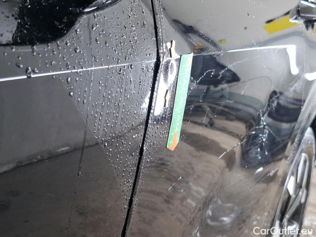  KIA  Sportage KIA  / 2021 / 5P / SUV 1.6 T-GDI 265 PHEV AUTO 4WD DESIGN #13