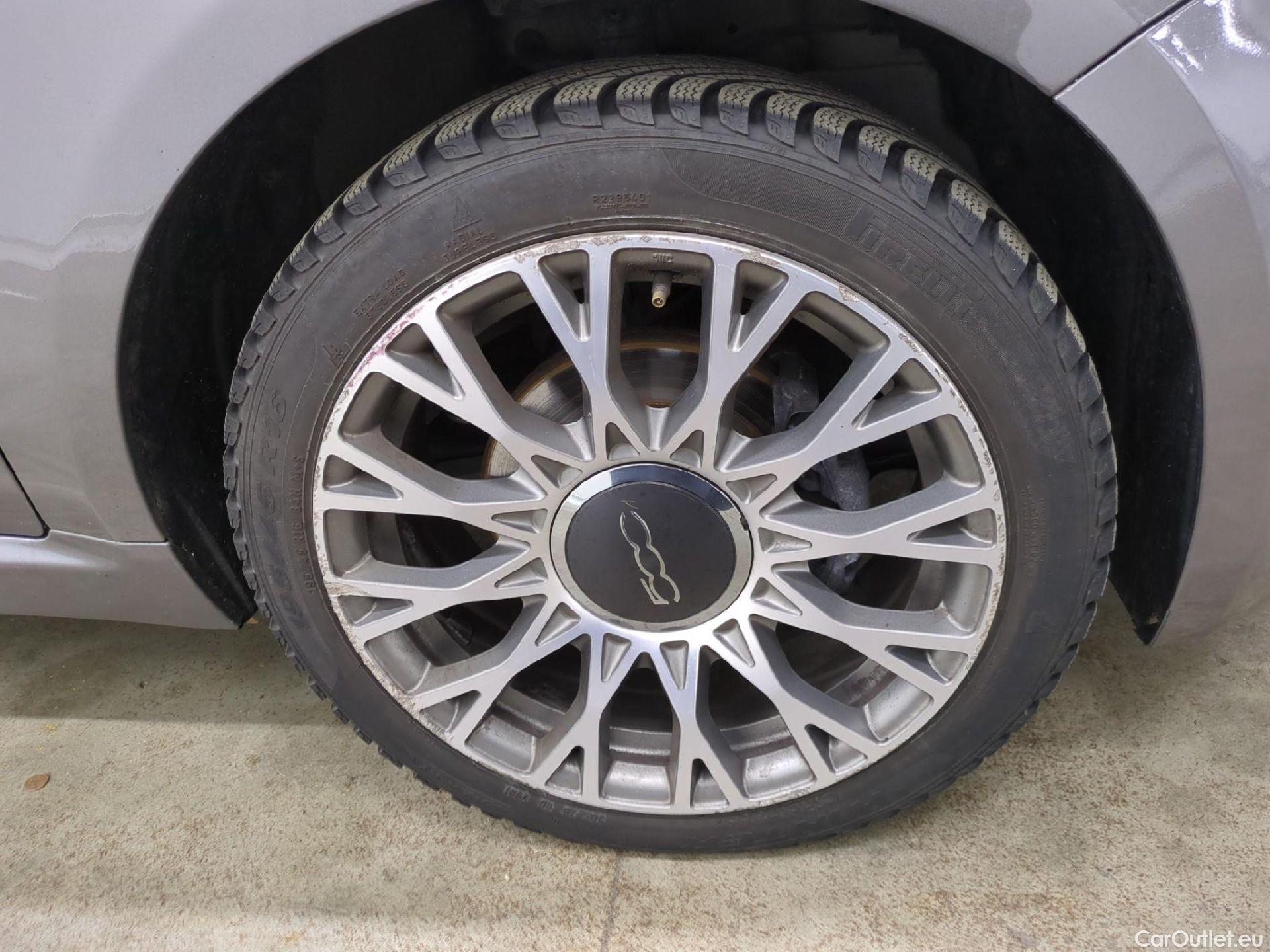  Fiat  500 FIAT  / 2015 / 3P / Berline 1.0 70ch BSG Star #8