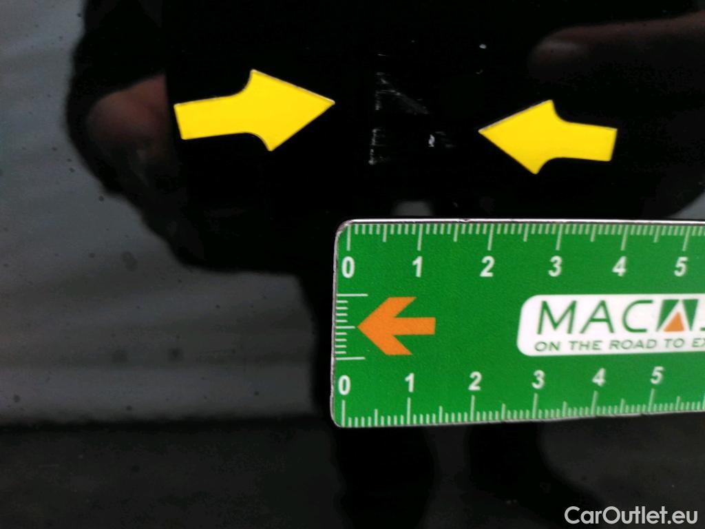  Peugeot  2008  GT 1.2 PureTech 130CV BVM6 E6d #12