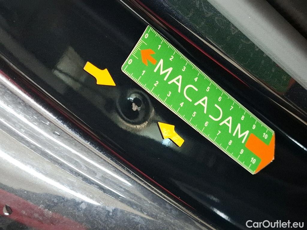  KIA  Sportage KIA  / 2021 / 5P / SUV 1.6 T-GDI 265 PHEV AUTO 4WD DESIGN #11