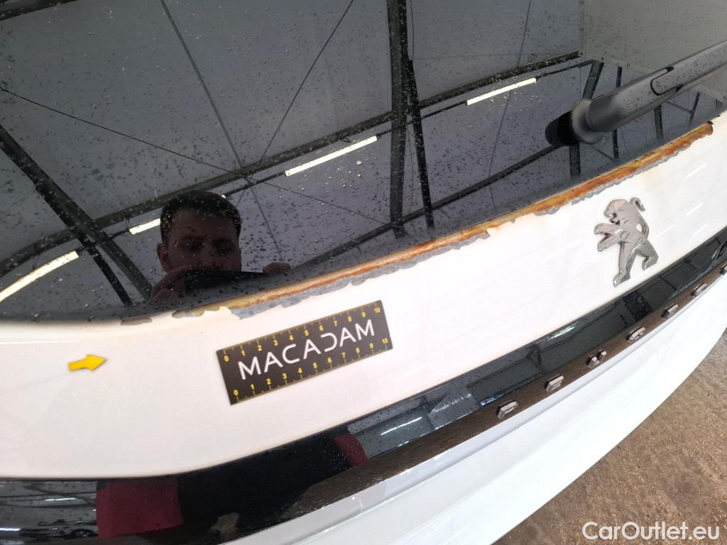  Peugeot  208  Allure Business 1.5 HDi 100CV BVM6 E6d #2