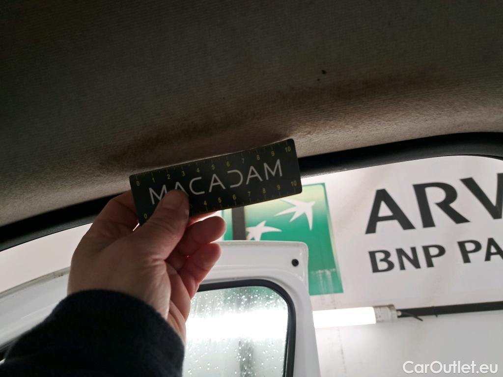  Renault  Trafic RENAULT  VU 4p Fourgon FG GCF L1H1 1200 Energy dCi 125 E6 #26