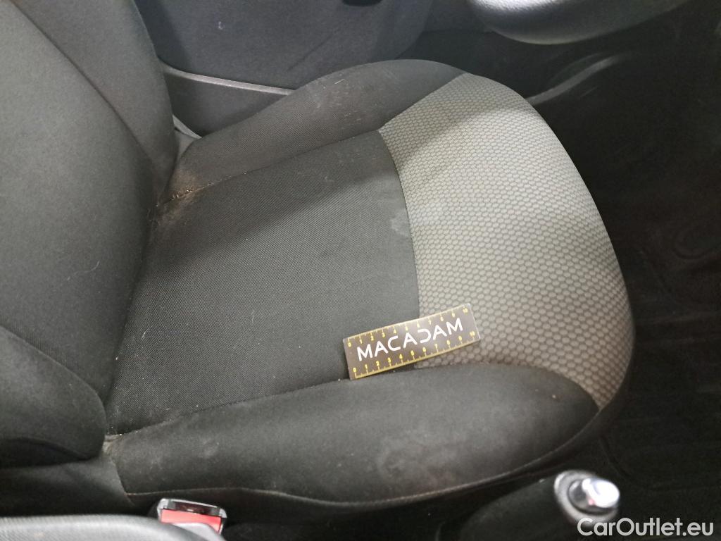  Renault  Kangoo  Express Extra (Série Spéciale) 1.5 dCi 90CV BVM5 E6 #29